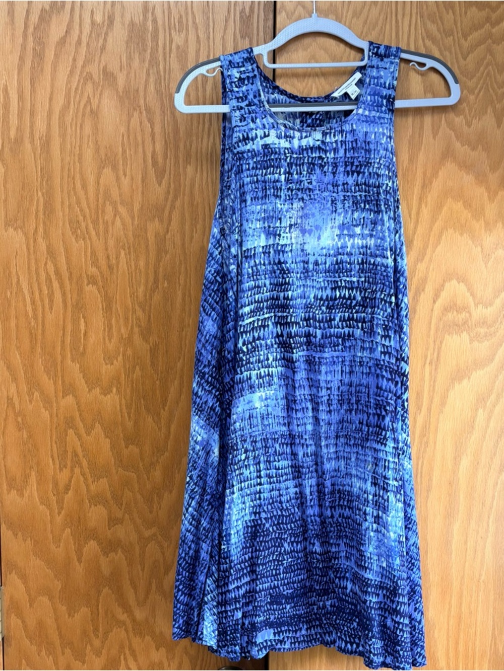 beachlunchlounge Blue Patterned Sleeveless Tank Size Medium